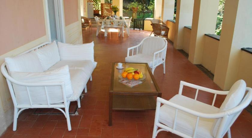 Villa Tramonto 레반토 외부 사진