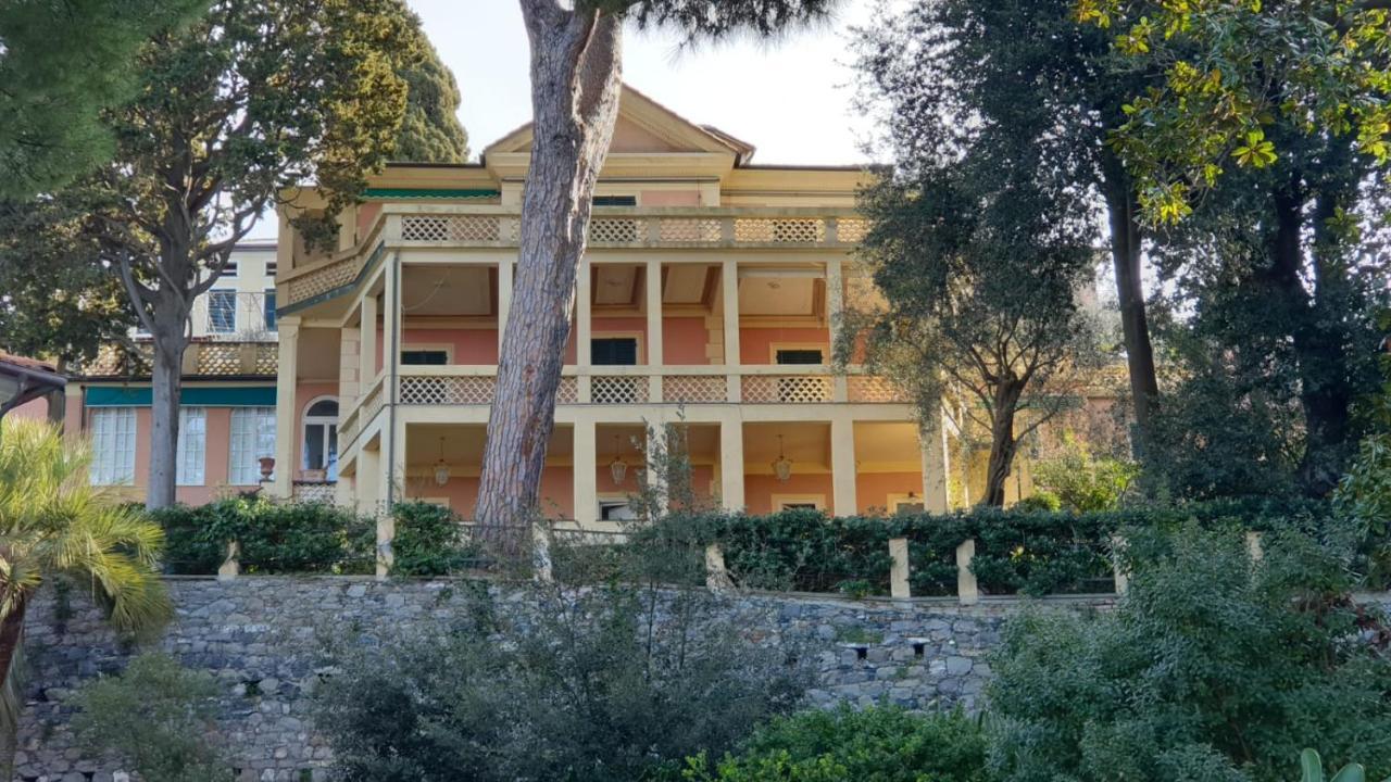 Villa Tramonto 레반토 외부 사진