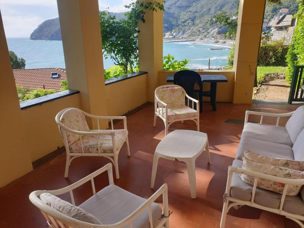 Villa Tramonto 레반토 외부 사진